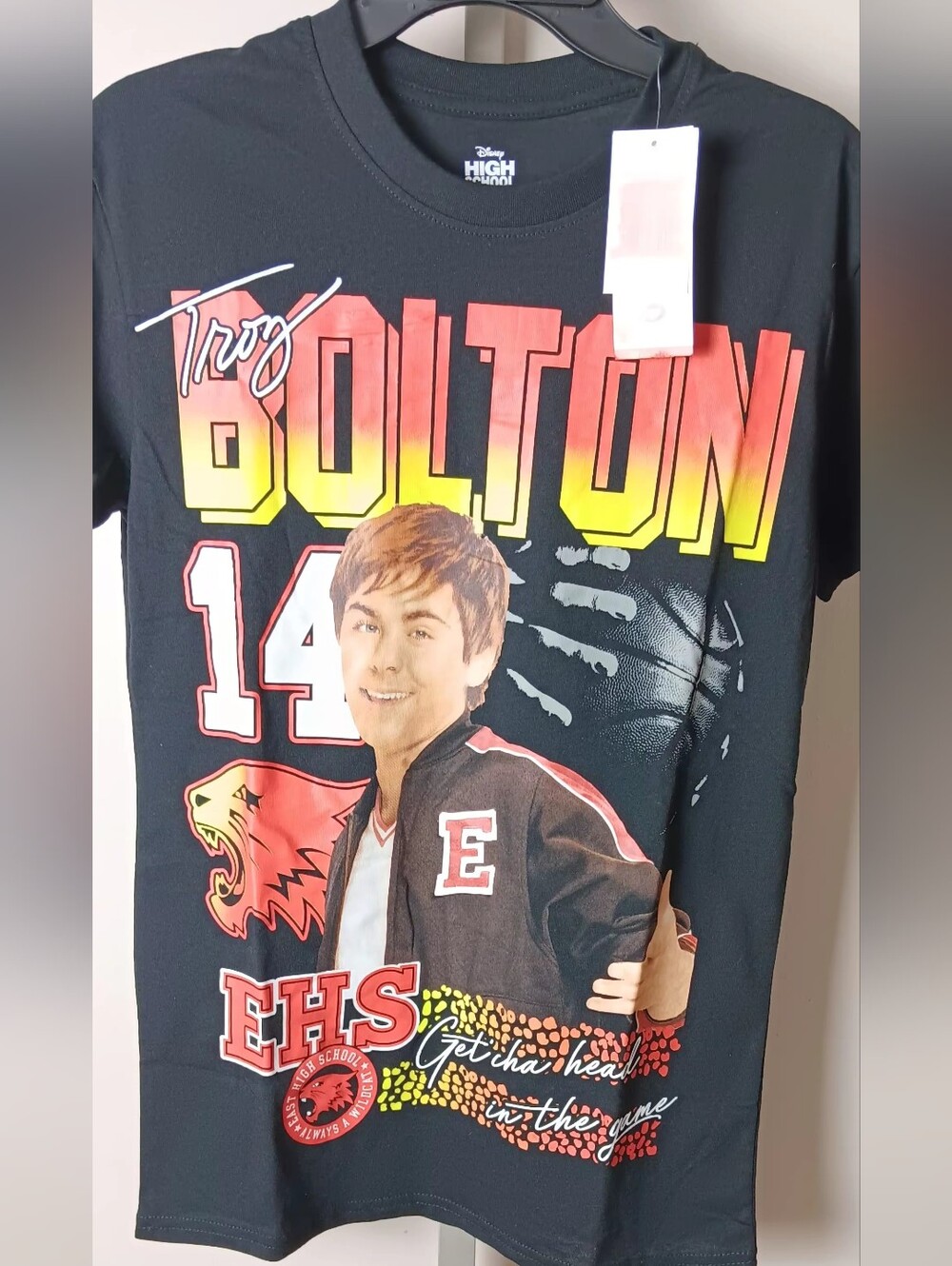 Graphic Troy Bolton Black Short Sleeve Tee FREE GIFT INCLUDED.